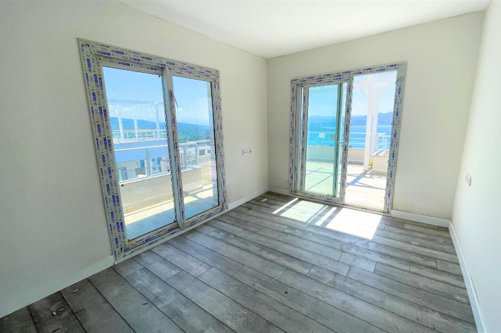 Kıyıkışlacık Iasos Marin Sitesinde Deniz Manzaralı Daire