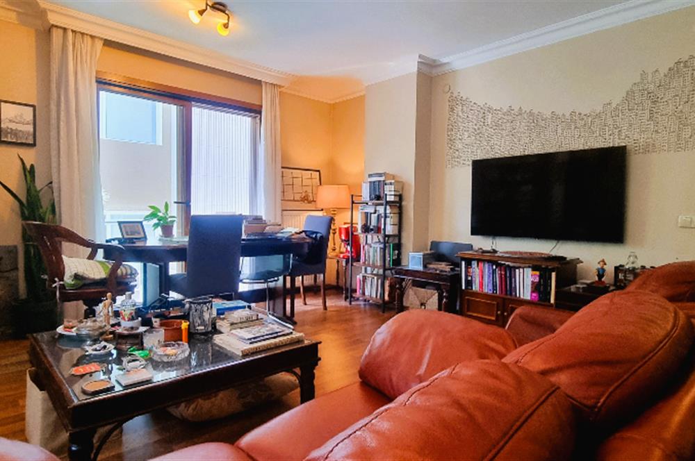 MALTEPE, CEVİZLİ'DE KONUMU İLE ÖNE ÇIKAN 2,5+1 SATILIK DAİRE