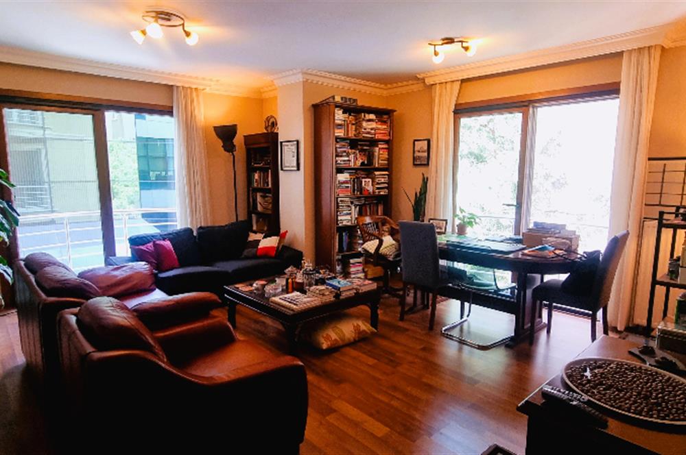 MALTEPE, CEVİZLİ'DE KONUMU İLE ÖNE ÇIKAN 2,5+1 SATILIK DAİRE