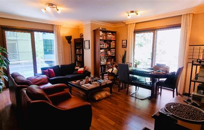 MALTEPE, CEVİZLİ'DE KONUMU İLE ÖNE ÇIKAN 2,5+1 SATILIK DAİRE