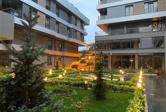 ÇAMLICA ŞEHRİ SEFA KONUTLARINDA 2+1 106m2 NE KULLANIMLI SİTEDE