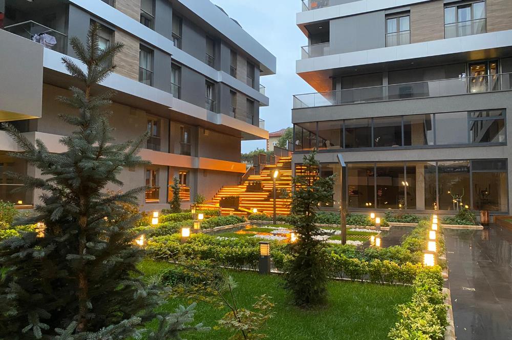 ÇAMLICA ŞEHRİ SEFA KONUTLARINDA 135m2 NET 3+1 GÜVENLİKLİ HAVUZLU