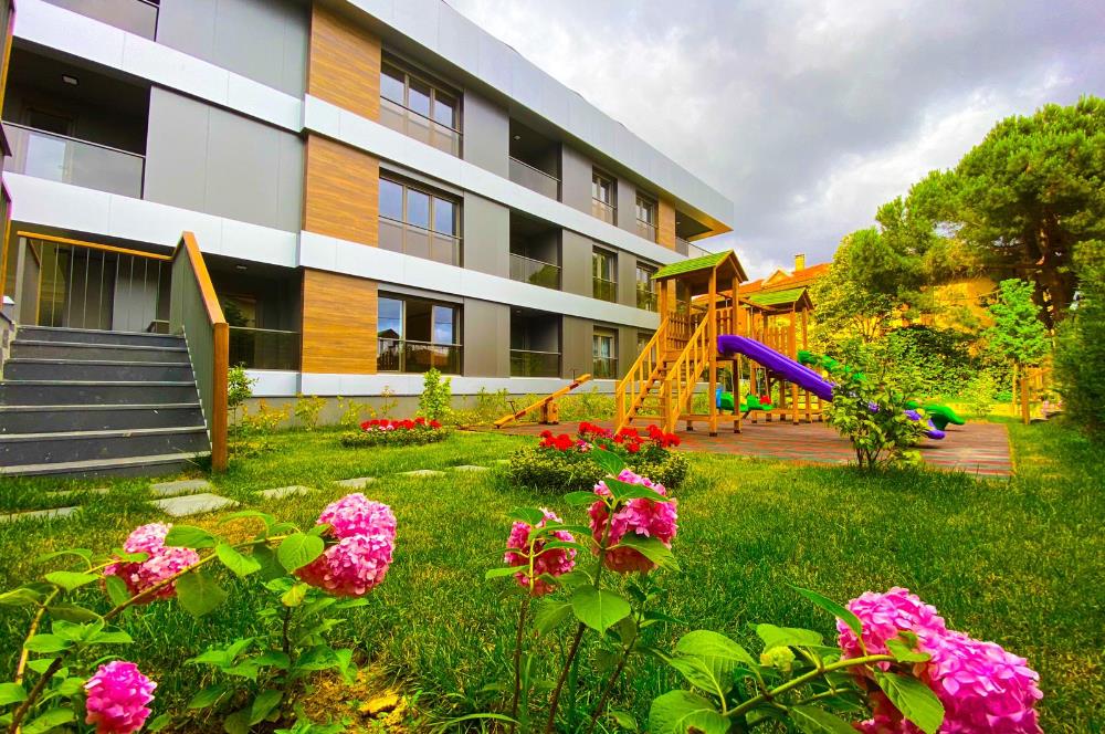 ÇAMLICA ŞEHRİ SEFA KONUTLARINDA 135m2 NET 3+1 GÜVENLİKLİ HAVUZLU