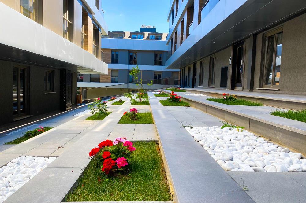 ÇAMLICA ŞEHRİ SEFA KONUTLARINDA 135m2 NET 3+1 GÜVENLİKLİ HAVUZLU