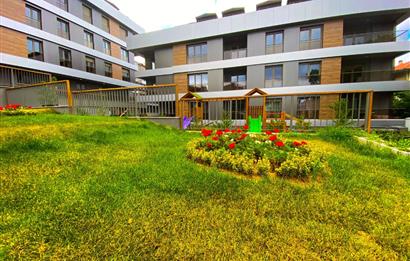 ÇAMLICA ŞEHRİ SEFA KONUTLARINDA 2+1 106m2 NE KULLANIMLI SİTEDE