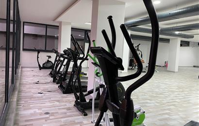 ÇAMLICA ŞEHRİ SEFA KONUTLARINDA 135m2 NET 3+1 GÜVENLİKLİ HAVUZLU