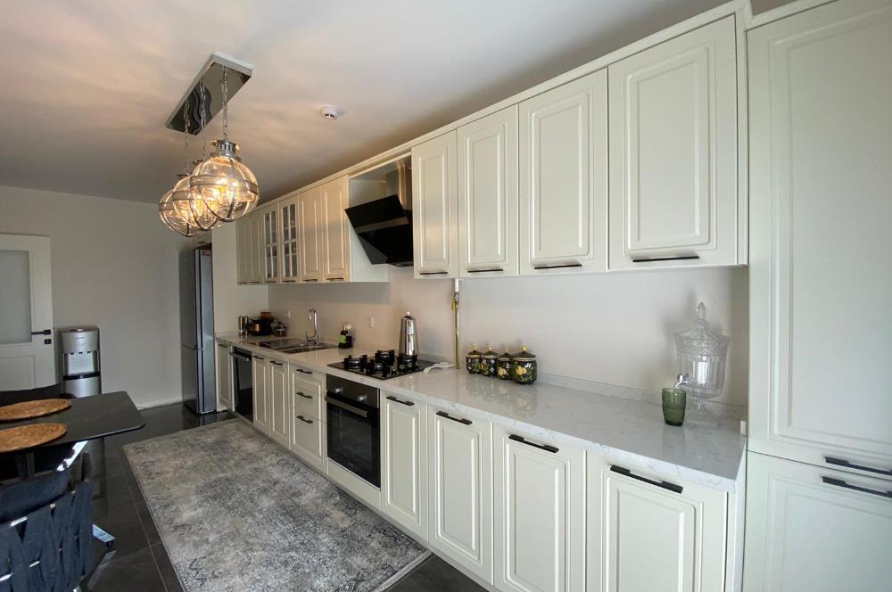 ÇAMLICA ŞEHRİ SEFA KONUTLARINDA 2+1 106m2 NE KULLANIMLI SİTEDE