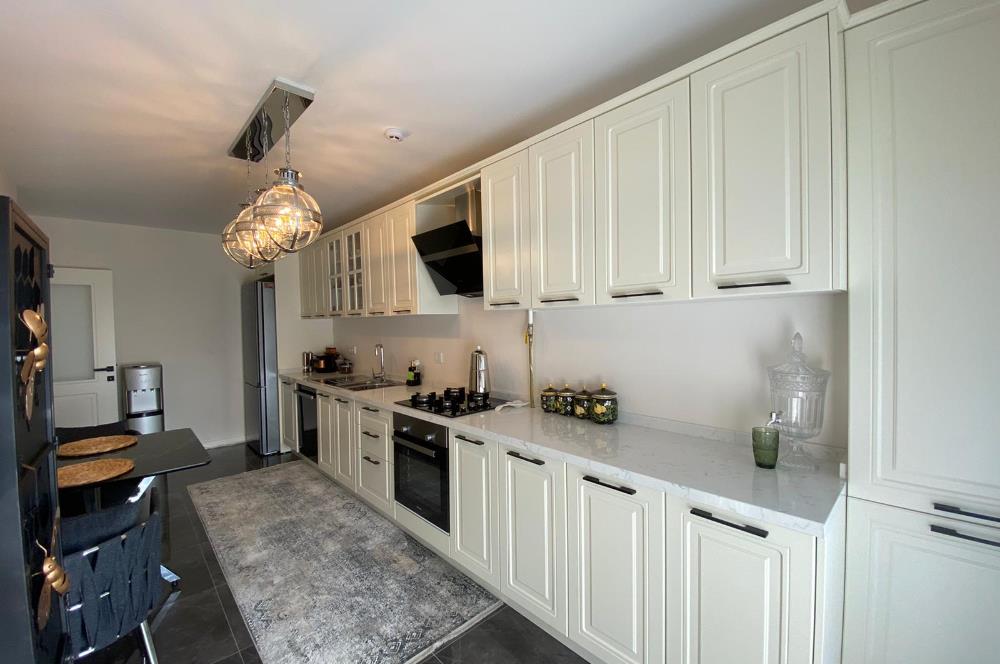 ÇAMLICA ŞEHRİ SEFA KONUTLARINDA 2+1 106m2 NE KULLANIMLI SİTEDE