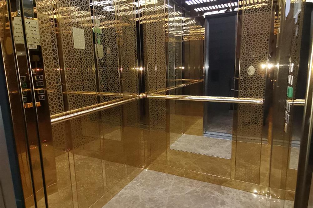 ÇAMLICA ŞEHRİ SEFA KONUTLARINDA 2+1 106m2 NE KULLANIMLI SİTEDE