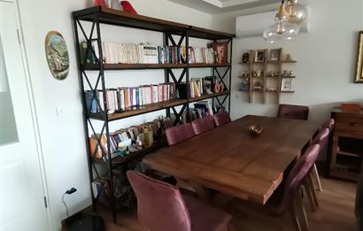 ÇAMLICA ŞEHRİ SEFA KONUTLARINDA 135m2 NET 3+1 GÜVENLİKLİ HAVUZLU