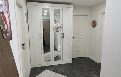 ÇAMLICA ŞEHRİ SEFA KONUTLARINDA 135m2 NET 3+1 GÜVENLİKLİ HAVUZLU