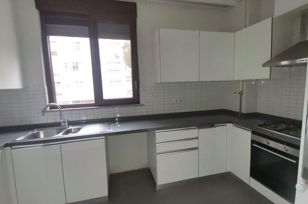 ERENKÖY ETHEMEFENDİ CADDESİ 3+1 KOMBİLİ YENİ BİNADA KİRALIK