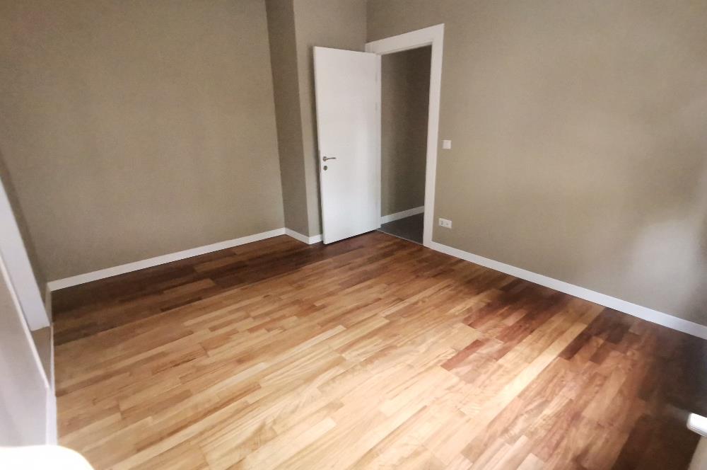ERENKÖY ETHEMEFENDİ CADDESİ 3+1 KOMBİLİ YENİ BİNADA KİRALIK