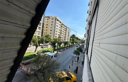 Alsancak Şair Eşref Bulvarında Muhteşem Konumda 3+1 Satılık Daşre