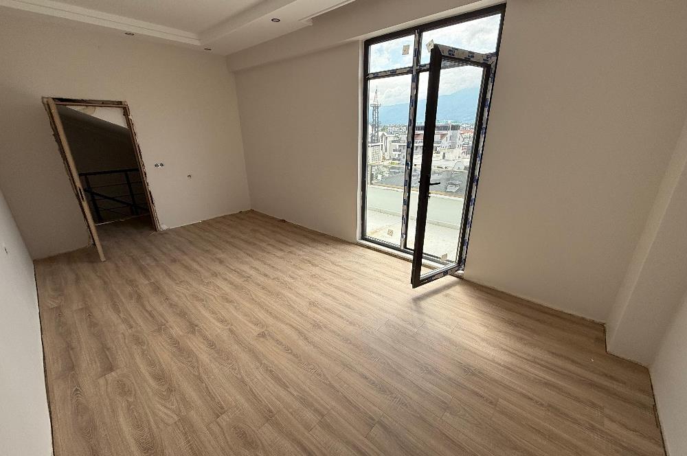 KARTEPE BELEDİYESİNİN HEMEN YANINDA SATILIK 3+1 ÇATI DUBLEKS