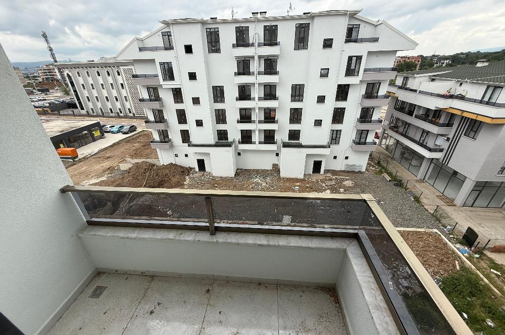 KARTEPE BELEDİYESİNİN YANINDA ARA KAT SIFIR 2+1 KİRALIK DAİRE