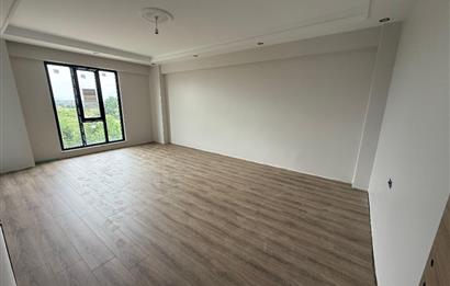 KARTEPE BELEDİYESİNİN YANINDA ARA KAT SIFIR 2+1 KİRALIK DAİRE