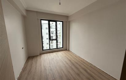 KARTEPE BELEDİYESİNİN YANINDA ARA KAT SIFIR 2+1 KİRALIK DAİRE