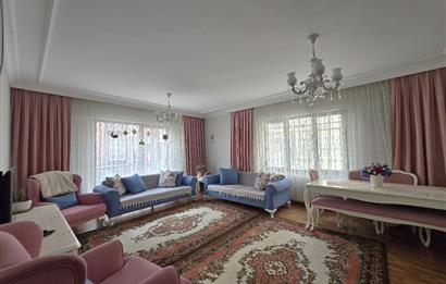C21 NAR - EVREN SOKAK'TA SATILIK GENİŞ 3+1 YÜKSEK GİRİŞ DAİRE