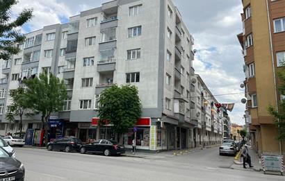 CENTURY 21 VİZYONDAN SEYLAP CADDESİ ÜZERİNDE 3+1 KİRALIK DAİRE