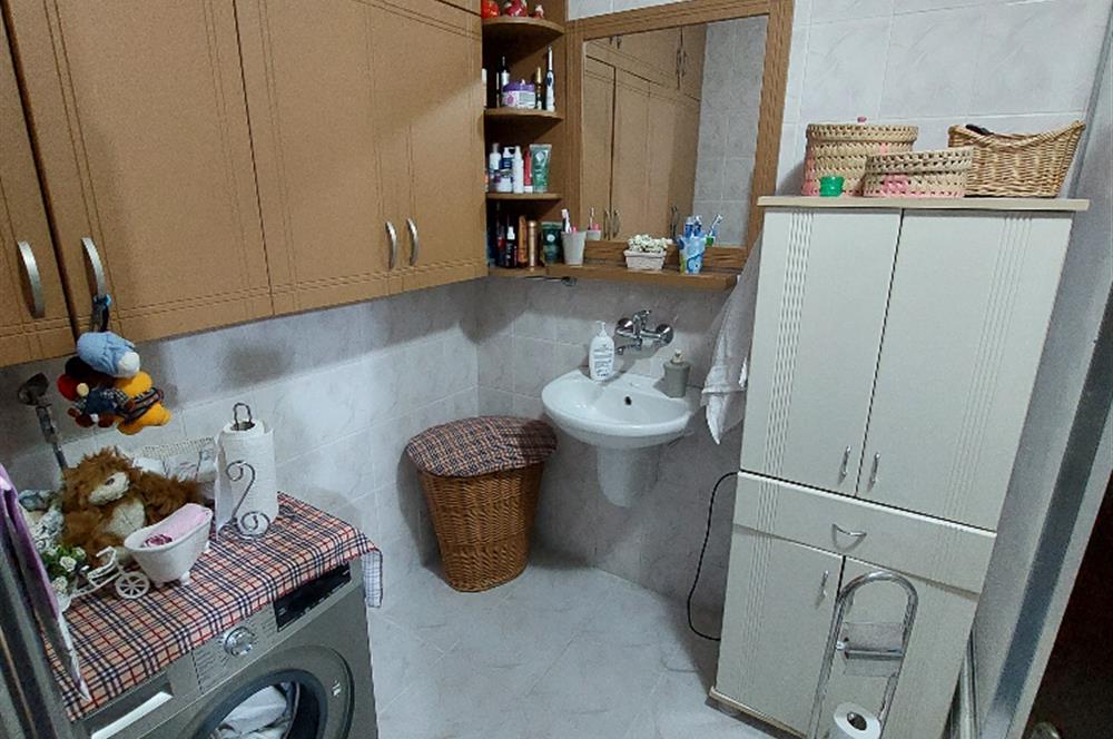 Maltepe Cevizli'de Kullanışlı 2+1 Bahçe Katı Satılık 2+1 Daire