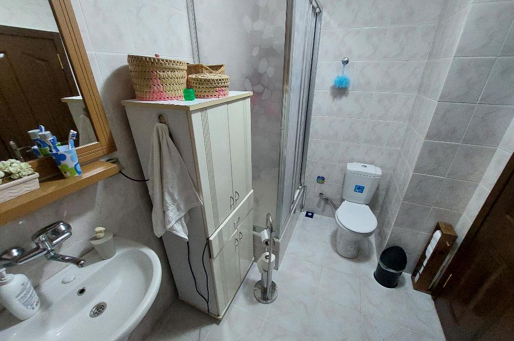 Maltepe Cevizli'de Kullanışlı 2+1 Bahçe Katı Satılık 2+1 Daire