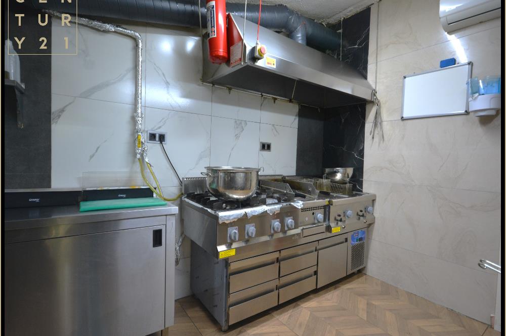 C21 NAR - FİNANS MERKEZİNİN YANINDA DEVREN SATILIK SUİT OTEL