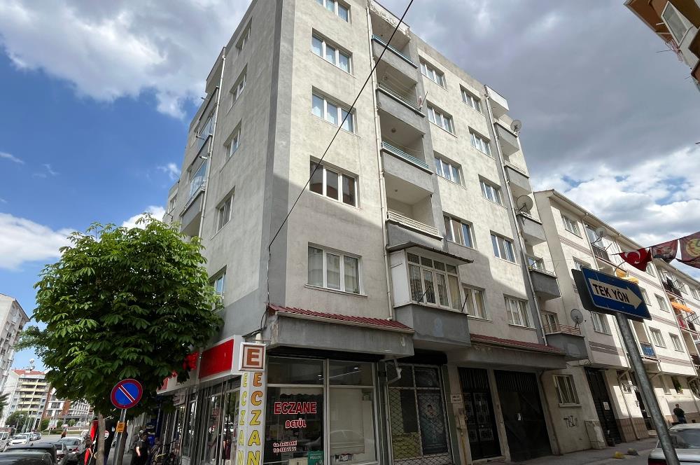 CENTURY 21 VİZYONDAN SEYLAP CADDESİ ÜZERİNDE 3+1 KİRALIK DAİRE