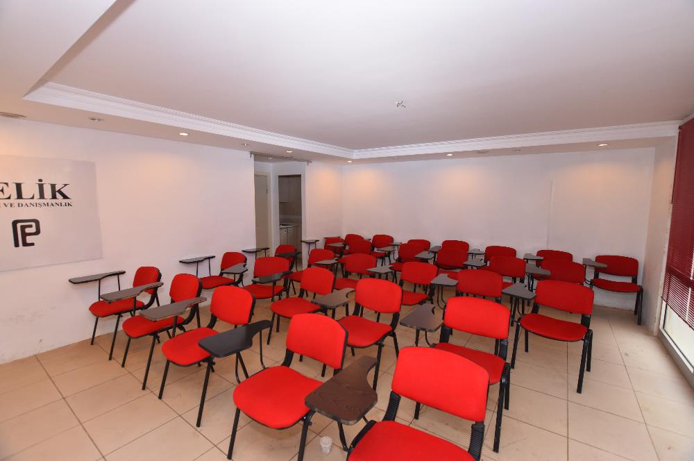 Sarıyer Acarlar Sitesinde Satılık 45 m2 Dükkan İşyeri