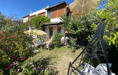 Bodrum Akyarlar Fener Sahiline Yürüme Mesafesinde Havuzlu Site İçinde Kiralık Müstakil Bahçeli Dubleks Yazlık