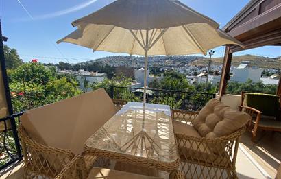Bodrum Akyarlar Fener Sahiline Yürüme Mesafesinde Havuzlu Site İçinde Kiralık Müstakil Bahçeli Dubleks Yazlık