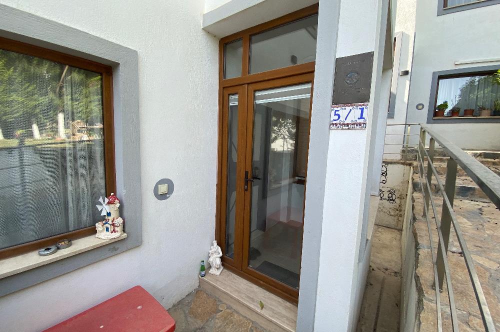 Meyve Bahçeli İzole Satılık Müstakil Dubleks + Ek Villa ve Arsa Opsiyonu İle Yatırım Fırsatı Gayrimenkul