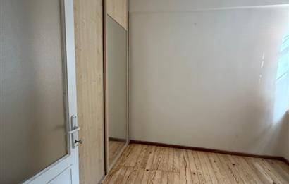 GÜMÜŞSUYU İNÖNÜ CADDESİNE YAKIN EN ÜST KAT FERAH SATILIK DAİRE