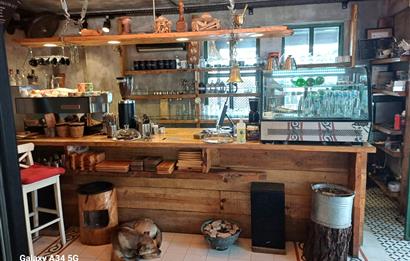 Kınalıada'nın İşlek Noktasında Hazır Müşterili Satılık Kafe