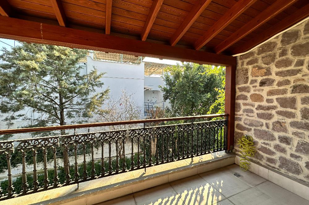 Bodrum Marinaya 3 DK Mesafede Satılık Tarihi Taş Villa