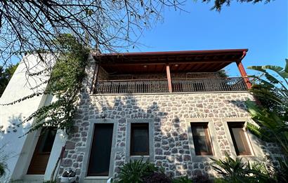 Bodrum Marinaya 3 DK Mesafede Satılık Tarihi Taş Villa