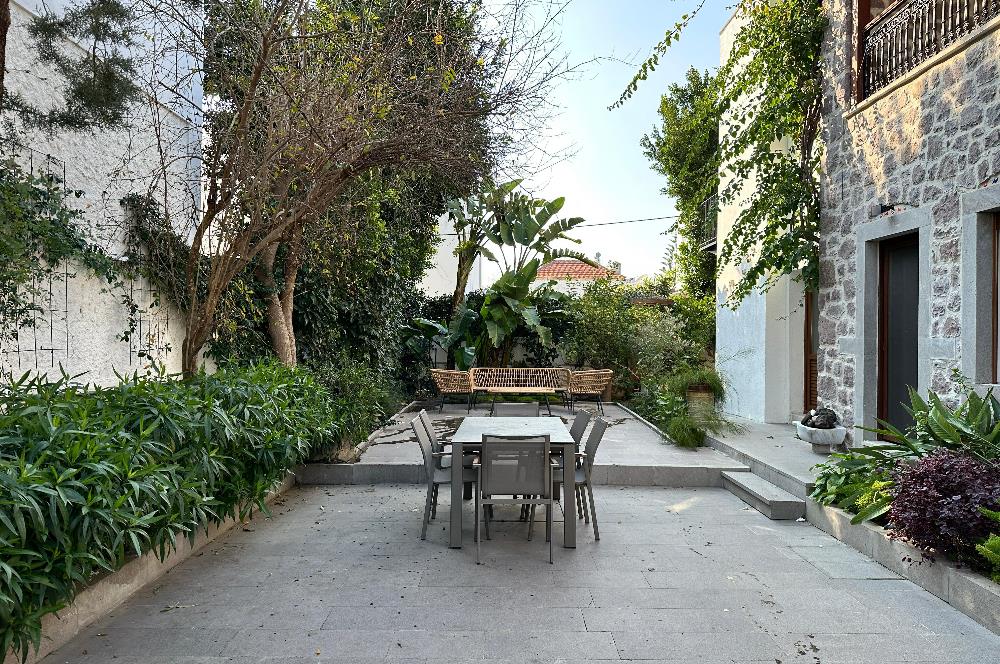 Bodrum Marinaya 3 DK Mesafede Satılık Tarihi Taş Villa