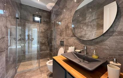 Yalıkavak Geriş Mevkii Deniz Manzaralı Satılık 3+1 Havuzlu Villa