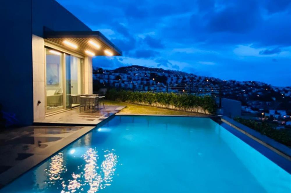 Yalıkavak Geriş Mevkii Deniz Manzaralı Satılık 3+1 Havuzlu Villa