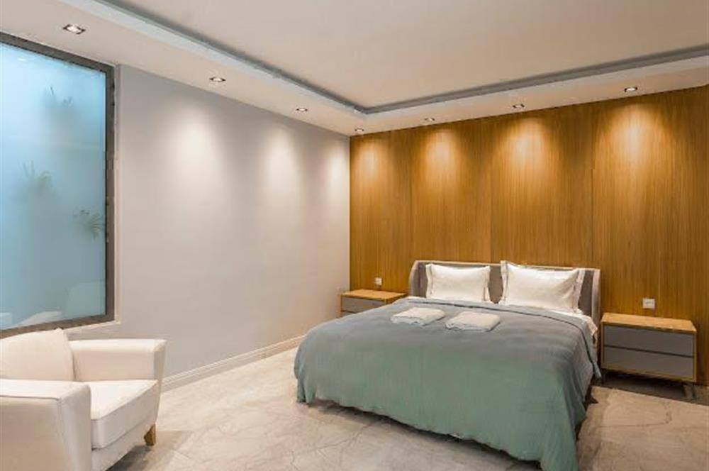 Yalıkavak Geriş Mevkii Deniz Manzaralı Satılık 3+1 Havuzlu Villa