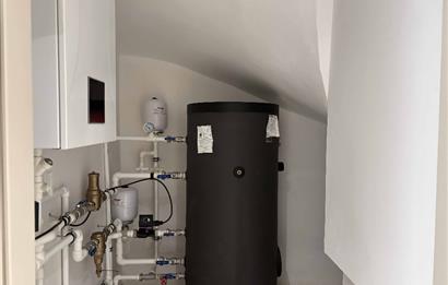 Yalıkavakta Deniz Manzaralı Eşyalı 5+1 Satılık Villa