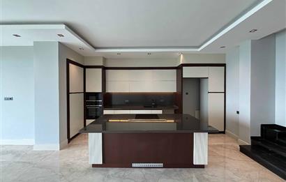 Yalıkavakta Full Deniz Manzaralı 5+1 Satılık Villa