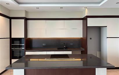 Yalıkavakta Full Deniz Manzaralı 5+1 Satılık Villa