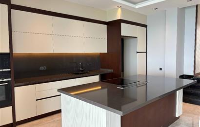 Yalıkavakta Full Deniz Manzaralı 5+1 Satılık Villa