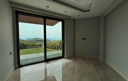 Yalıkavakta Full Deniz Manzaralı 5+1 Satılık Villa
