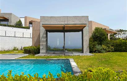 Yalıkavakta Full Deniz Manzaralı 5+1 Satılık Villa