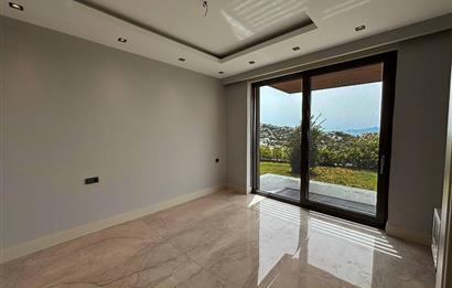Yalıkavakta Full Deniz Manzaralı 5+1 Satılık Villa