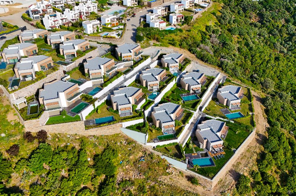 Yalıkavakta Full Deniz Manzaralı 5+1 Satılık Villa
