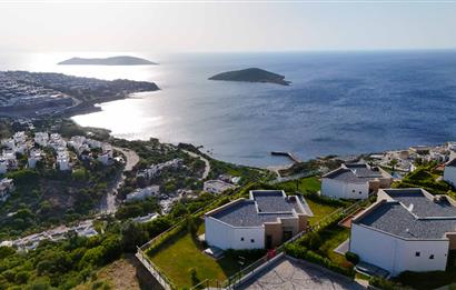 Yalıkavakta Full Deniz Manzaralı 5+1 Satılık Villa