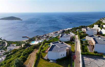 Yalıkavakta Full Deniz Manzaralı 5+1 Satılık Villa